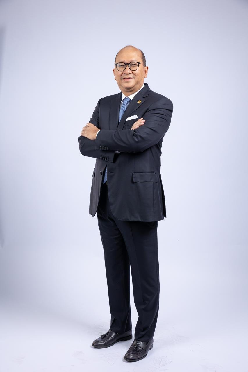 H.E. Rosan P. Roeslani